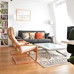 1 Bedroom Apartment In 15Th