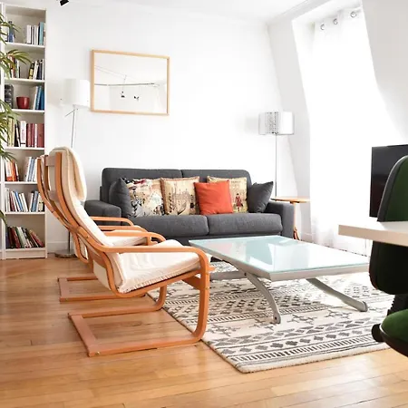1 Bedroom In 15th Appartamento