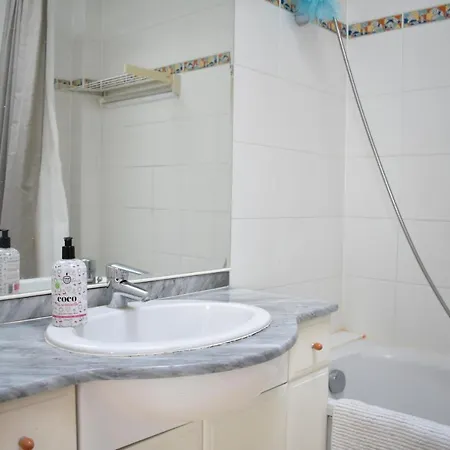 1 Bedroom In 15th Appartamento Parigi
